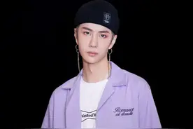 王一博《创造101》freestyle酷炫撩人 专业舞者再显导师风范图片