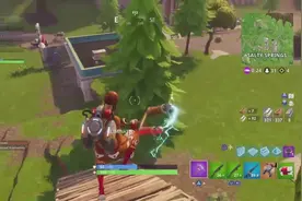 这才是怎么用喷气背包的方法！《堡垒之夜》这真是厉害了