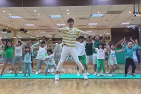 抖音最火神曲《海草舞》儿童舞蹈教学，超可爱心都被萌化了！
