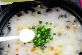 香菇玉米胡萝卜粥~味美清爽~图片