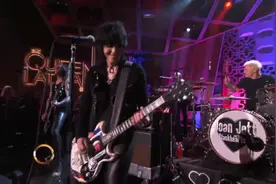 强劲硬朗的老式经典/霸气狂野的摇滚女皇--Joan Jett(琼·杰特)视频封面