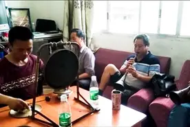 湖南湘西苗乡唢呐不一样的韵调不一样的享受，红白喜事都有它视频封面