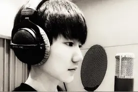 TFBOYS王源新歌《因为遇见你》爆红 竟承包作词作曲图片
