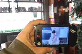 酷狗兑现福利！林俊杰“现身”咖啡厅 上海公交图片