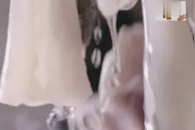 绝妙刀工剔除100多根鱼刺，简单清蒸就是顶级美味！视频封面