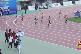 亚运田径选拔赛女子400米决赛 童曾欢52秒62夺冠