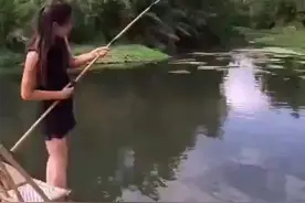 美女钓鱼遭遇的各种倒霉事，既让人心疼又忍不住想大笑图片