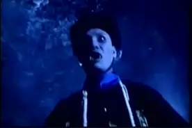 少年与清朝僵尸产生感情，宁与道长林正英作对！图片