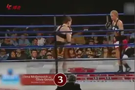 女子搏击五大疯狂KO 美女面部遭毁当场白眼视频封面