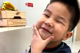 暖男界的泥石流！小鱼儿称胡可胖的像“二狗”一样图片