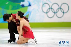 撒狗粮！体育见证了他们的爱情，细数中外体坛那些“金牌”夫妻档图片