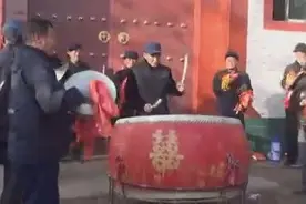 一农村结婚敲锣打鼓图片