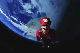 真人版超级马里奥兄弟！跑酷大师再现经典图片