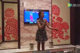 重庆妹子KTV唱陕北民歌《东方红》图片
