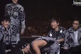 Bigbang正式回归版《谎言》现场，胜利催泪说起团队的心酸图片