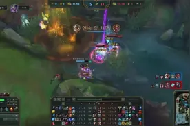 中路小鱼人浪到塔下强杀只剩100血，最后在艾特的圈中极限逃生图片