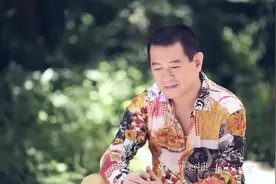 闽南语好听歌曲，蔡小虎/董育君-唯一的愛。感动好听图片