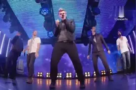 后街男孩虽然已不年轻，但是现场依然是活力十足的大男孩图片