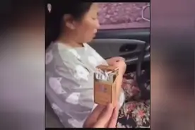 大妈驾校练车完整版，教练已经懵圈了哈哈图片