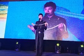 魔术师傅琰东来蓉 音乐、电影、话剧多栖发展图片