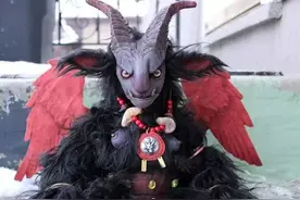 怪物小姐的奇幻潮玩图片