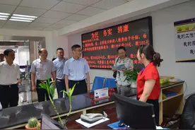 省人社厅调研组来我县调研督查人社工作图片