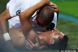 如果这都不算爱 “基情”点燃欧洲杯图片