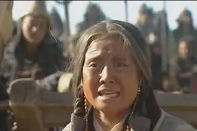 成吉思汗受通天巫挑拨，殴打弟弟哈撒儿，柯额伦夫人才能降服他视频封面