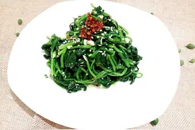 凉拌菠菜的做法图片
