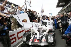 天下武功唯快不破，勒芒风吹保时捷 | 路由在现场图片