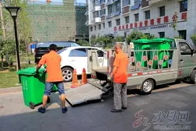 新式垃圾收集压缩站亮相烟台街头 旧式垃圾站将消失图片