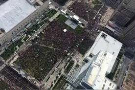 骑士开启夺冠游行，克利夫兰全城狂欢图片