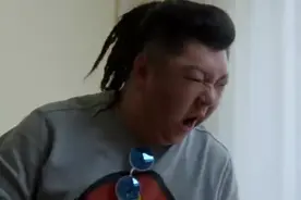 离婚一年前妻医院生孩子，前夫照顾前妻做月子，结果遭尴尬了视频封面
