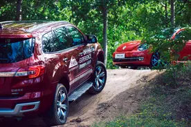 玩趣生活个性接力 福特撼路者 & 大众甲壳虫Club版图片