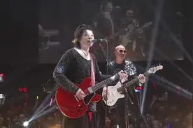 伍佰《翅膀》演唱会现场版