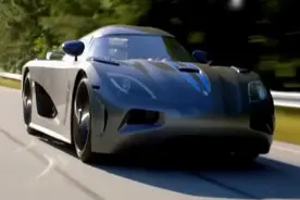 三辆柯尼塞格阿格拉R对飙，毫不逊色速度与激情，精彩！视频封面