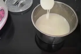 女生最爱的小甜品，勇敢追求的90后小伙自制，她很喜欢视频封面