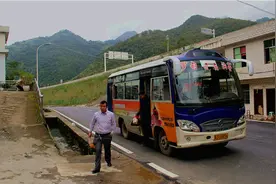 罗甸：小交通惠及大民生图片