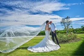 小马婚纱照甜蜜曝光 象徵爱情「第一等」图片