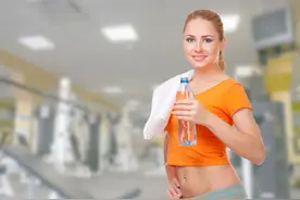 脸上长斑是什么原因，美白祛斑的小妙招图片