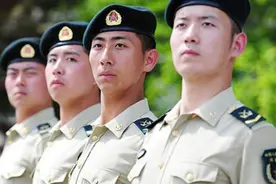 七一｜火箭军披新战袍 我变了我没变