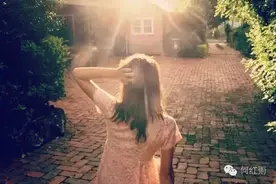 何红雨 ｜ 微信里来了个小美女图片