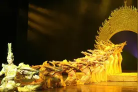 中国千手玉观音参加韩国综艺节目 韩国人看到的反应是这样的图片