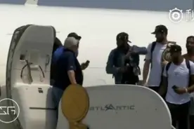 JR-史密斯夺冠之后的庆祝方式也是奇葩图片