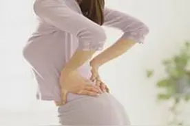 女性腰痛是由什么原因引起的图片