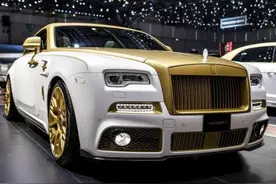 这辆黄金白银版劳斯莱斯全球仅9台，奢华至极！图片