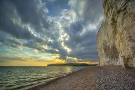 一直不懂爱情，直到遇见了你图片