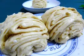 百变面食~~葱油花卷的做法！图片