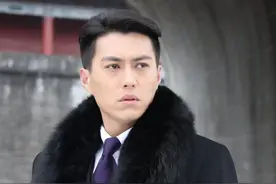 荧屏中是虎妈的她，在生活中超爱秀恩爱图片