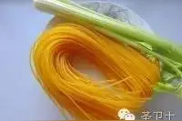 护肾菜谱：拌玉米面条图片
